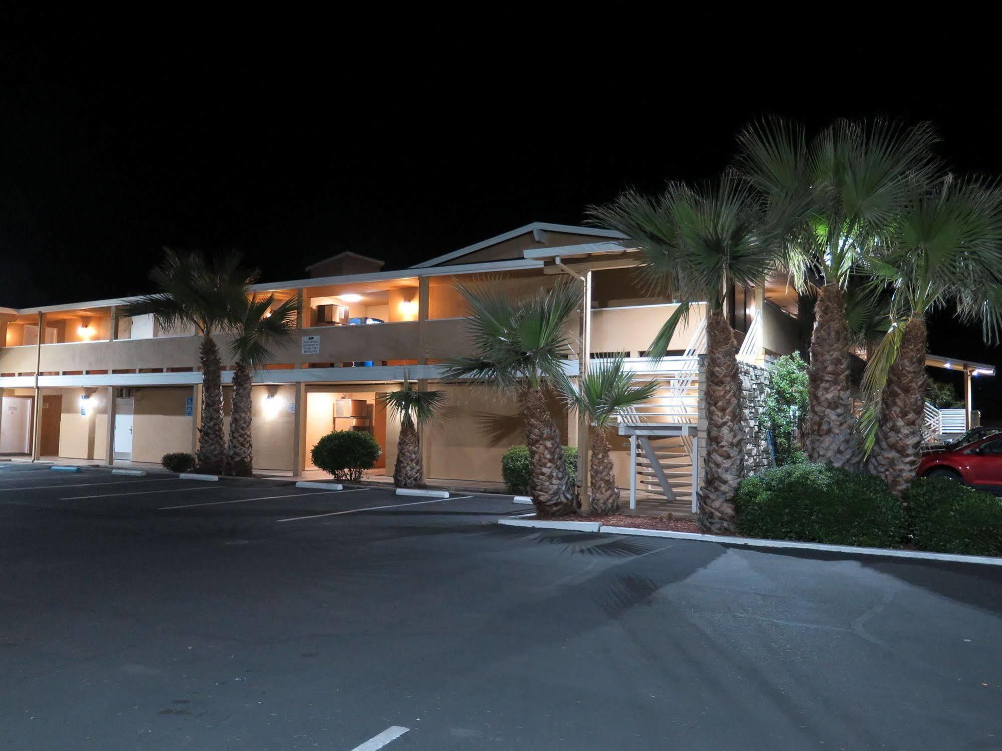 Red Roof Inn Yuba City Bonanza - Marysville エクステリア 写真